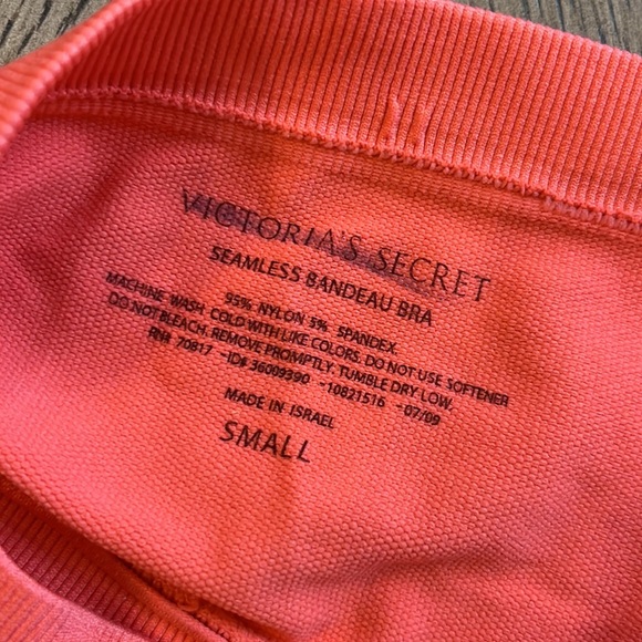 Victoria’s Secret Seamless Bandeau Bra Small Coral Pink EUC - Picture 3 of 3